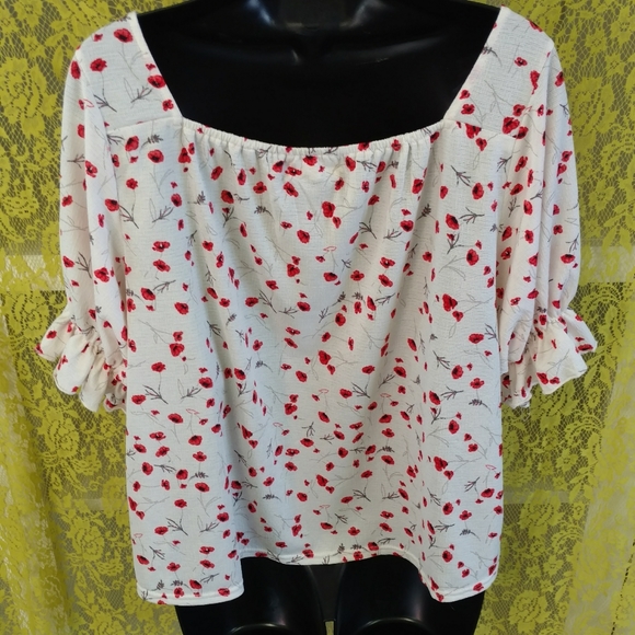 Flattering Flutter Sleeve Square Neck Top - Picture 3 of 5